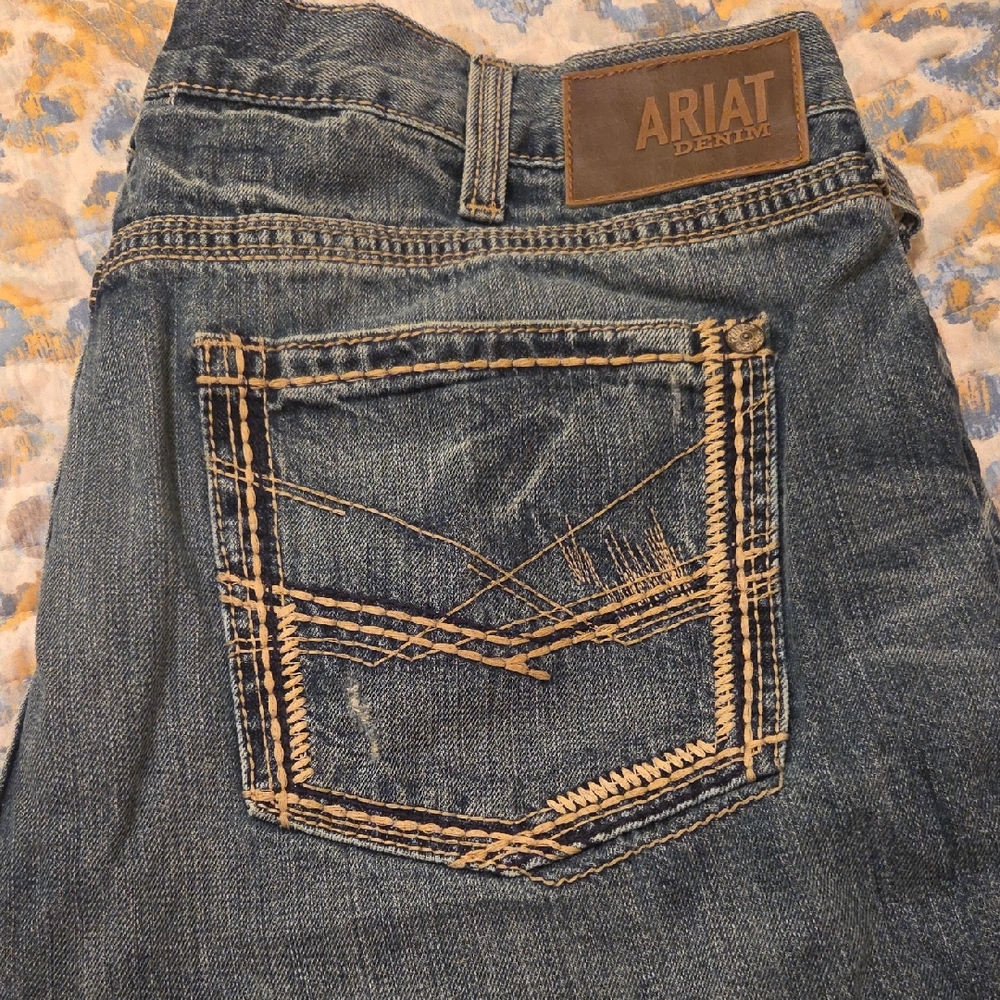 Ariat Men's Denim Jeans with Tan Stitching